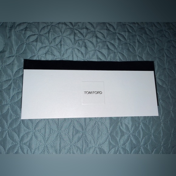 Tom Ford  PENCIL BRUSH CASE in box - Picture 3 of 3